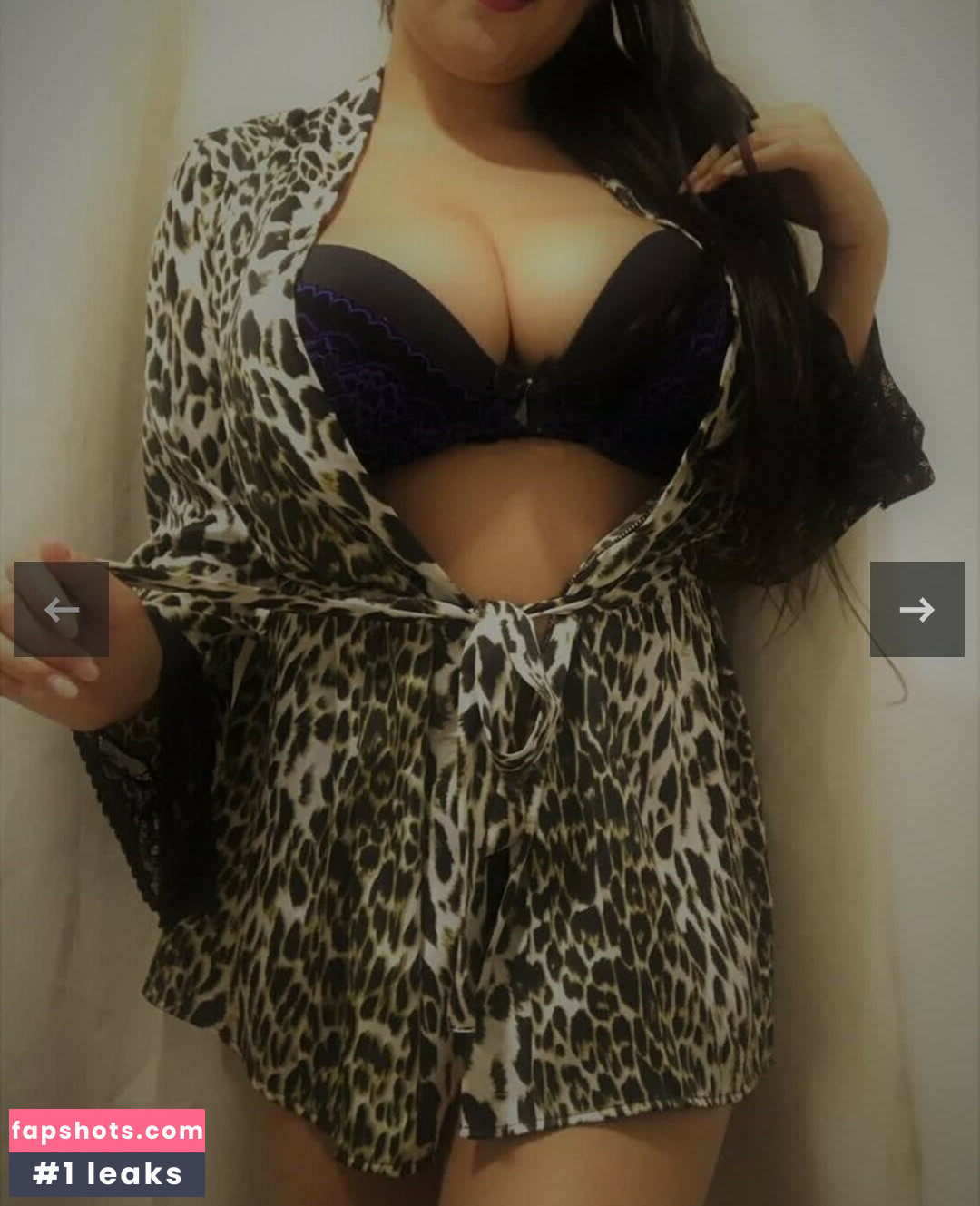 Carol Prado gallery photo #5