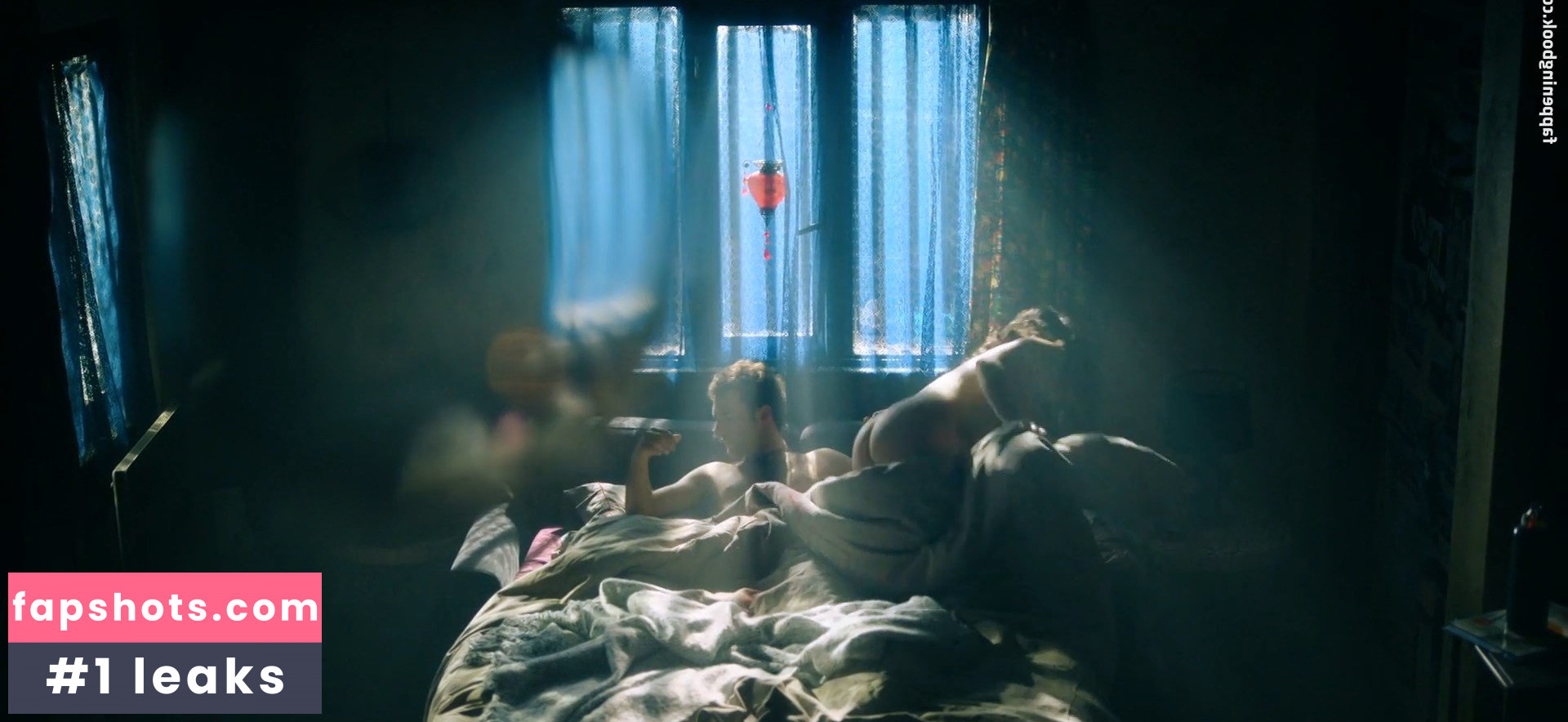 Carol Rovira gallery photo #11