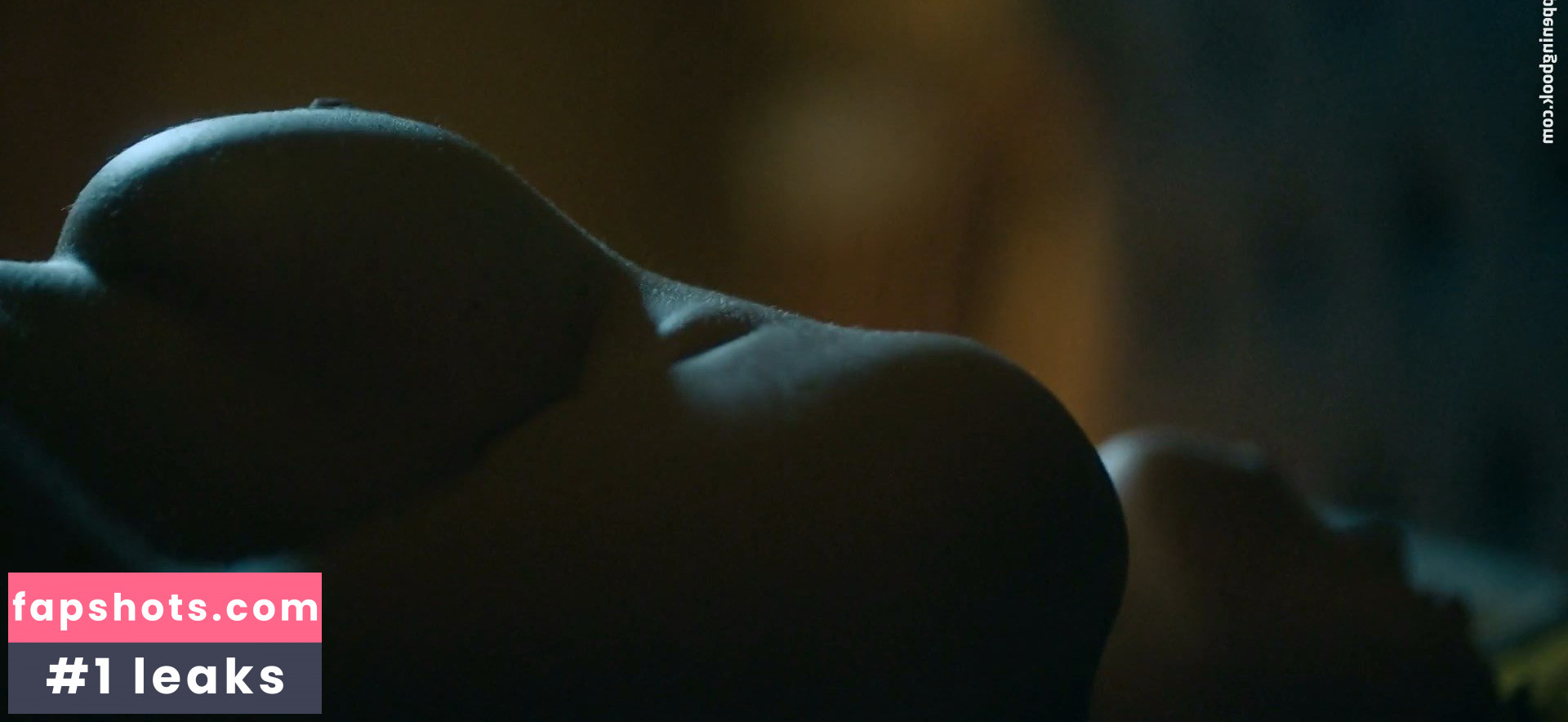 Carol Rovira gallery photo #4