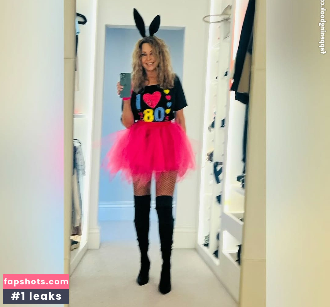 Carol Vorderman gallery photo #10