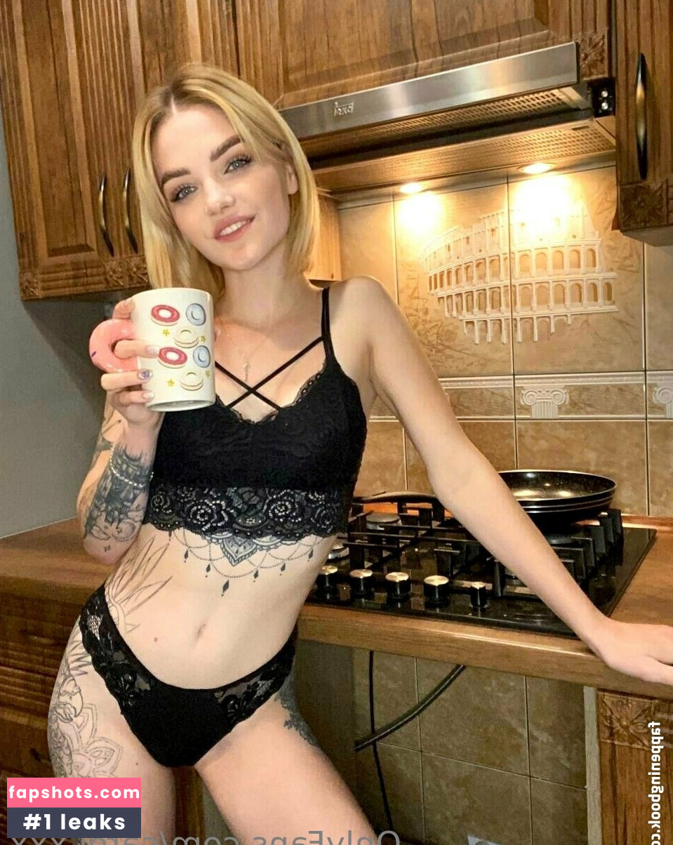 carol.xxx gallery photo #31