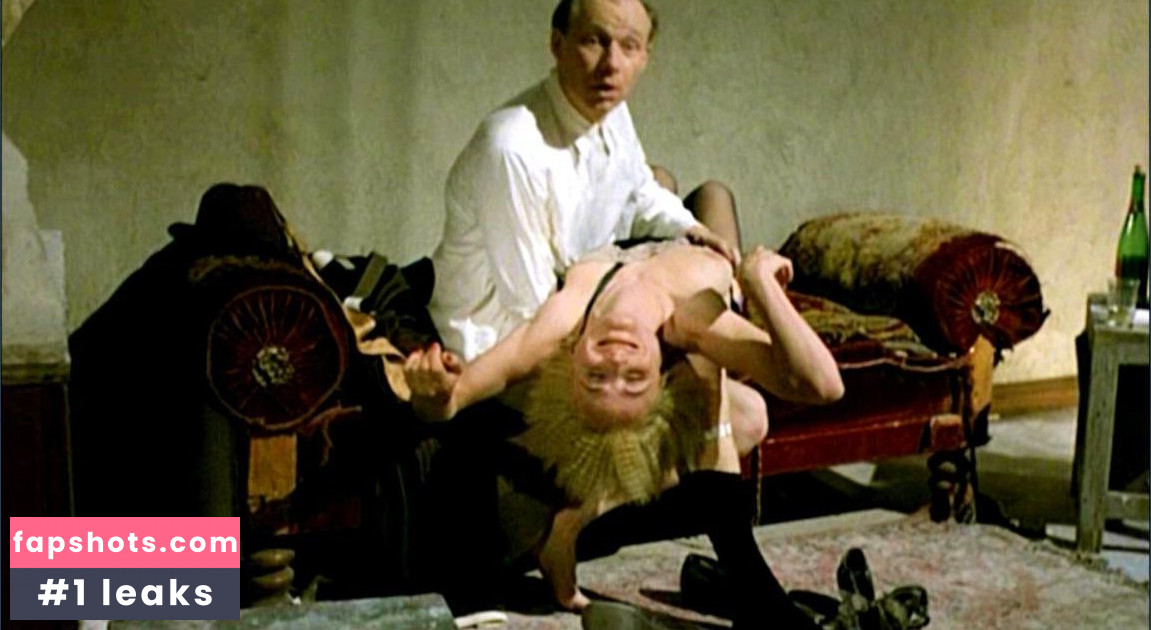 Carola Regnier gallery photo #13