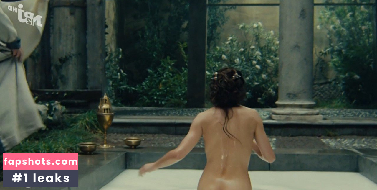 Carole Bouquet gallery photo #13