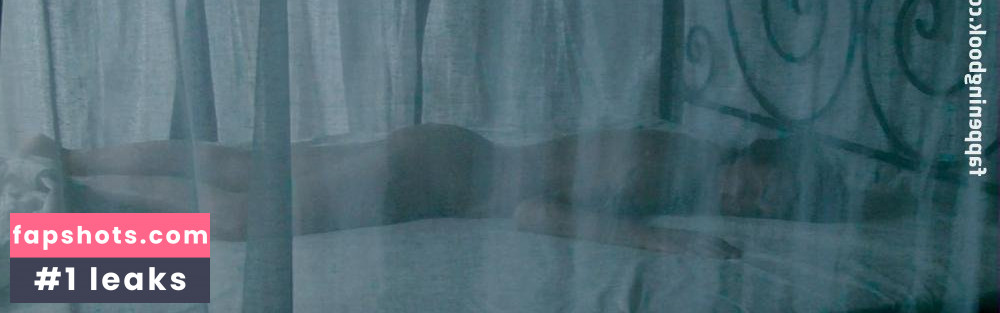 Carole Bouquet Nahé úniky fotek pouze od fanoušků #18 - Fapshots