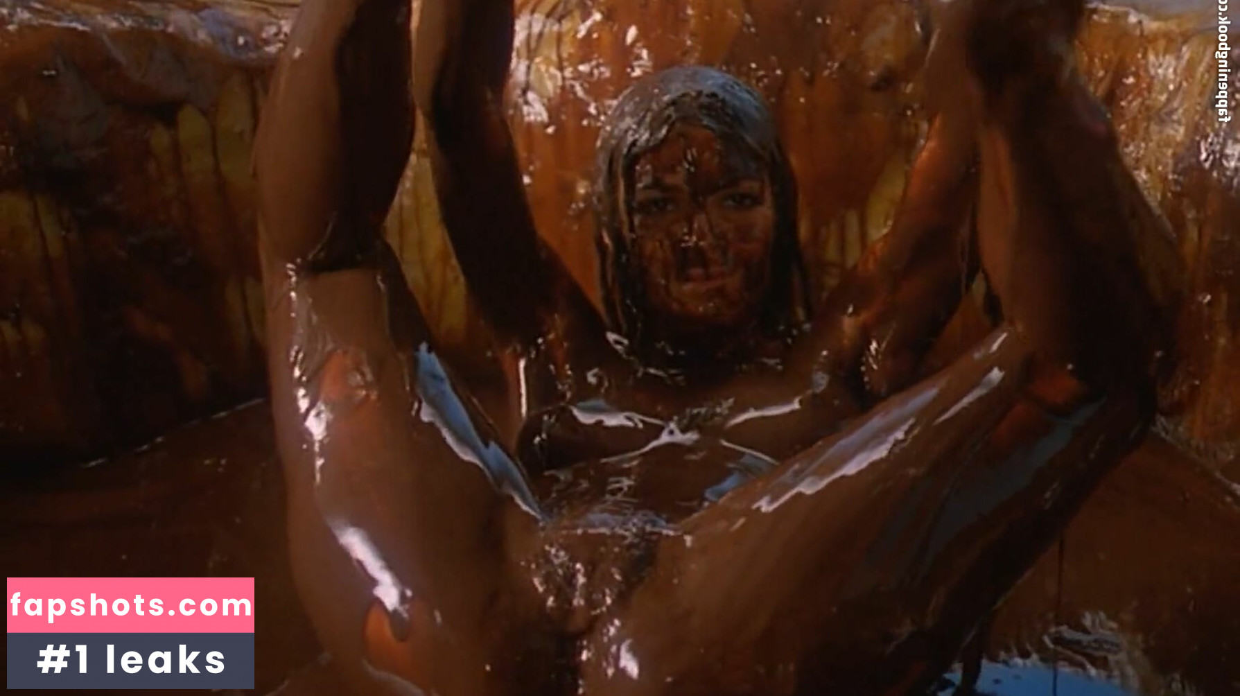 Carole Laure gallery photo #3