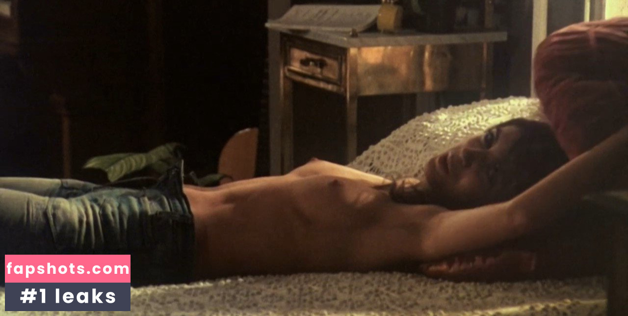 Carole Laure gallery photo #26