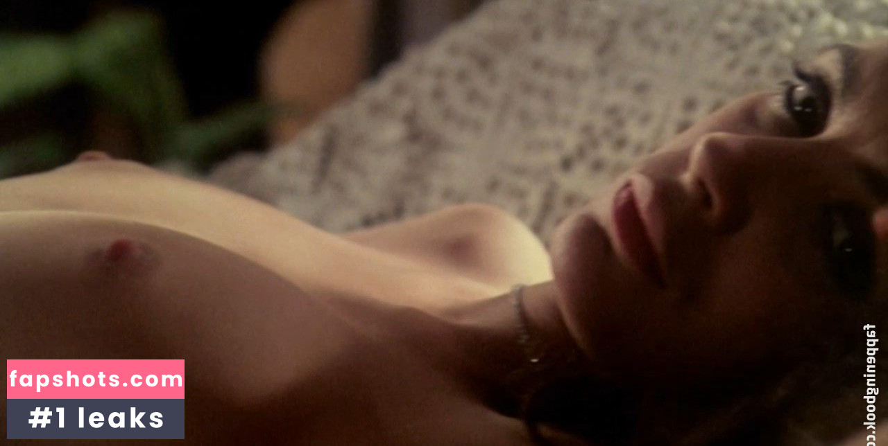 Carole Laure gallery photo #27