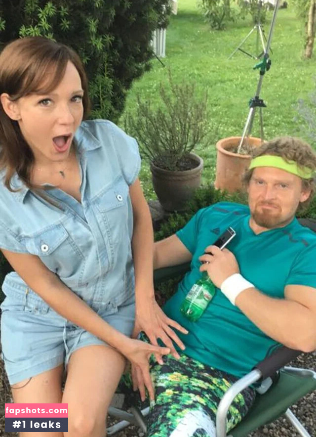 Carolin Kebekus Nude Leaks OnlyFans Photos #2 - LeakJerk