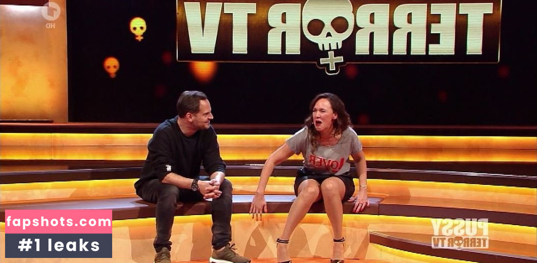 Carolin Kebekus Nude Leaks OnlyFans Photos #77 - LeakJerk