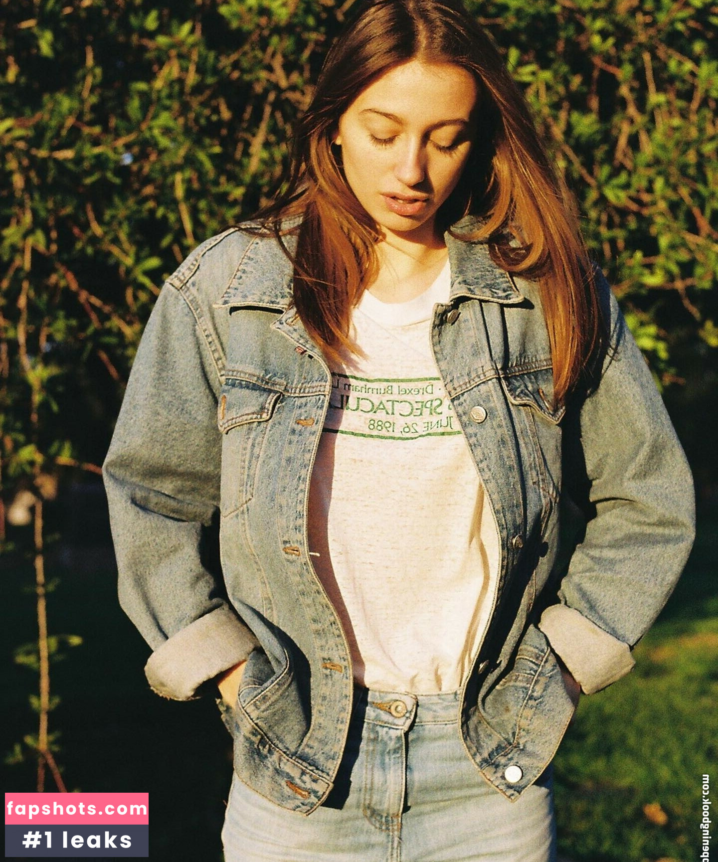 Carolina Fenoglietto nude babe gallery