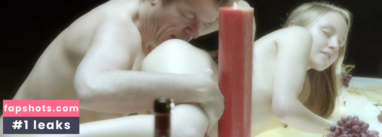 Carolina Hoffmann gallery photo #6