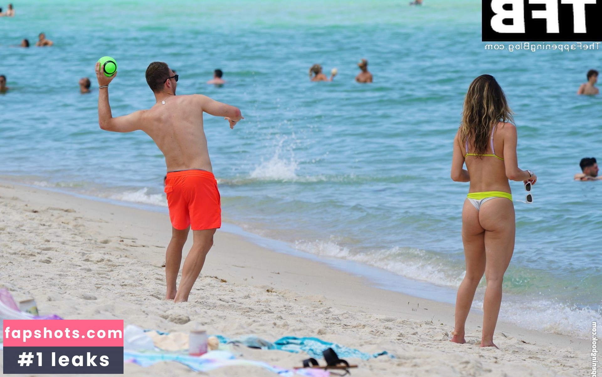 Carolina Miarelli gallery photo #19