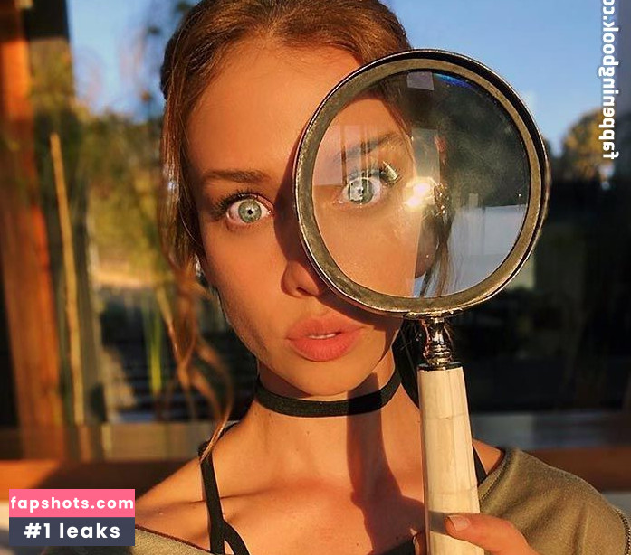 Carolina Miranda gallery photo #101