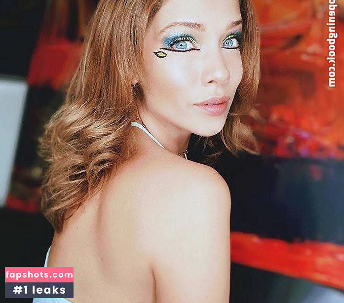 Carolina Miranda gallery photo #53