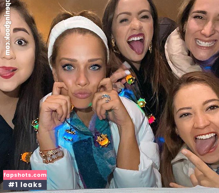 Carolina Miranda gallery photo #64