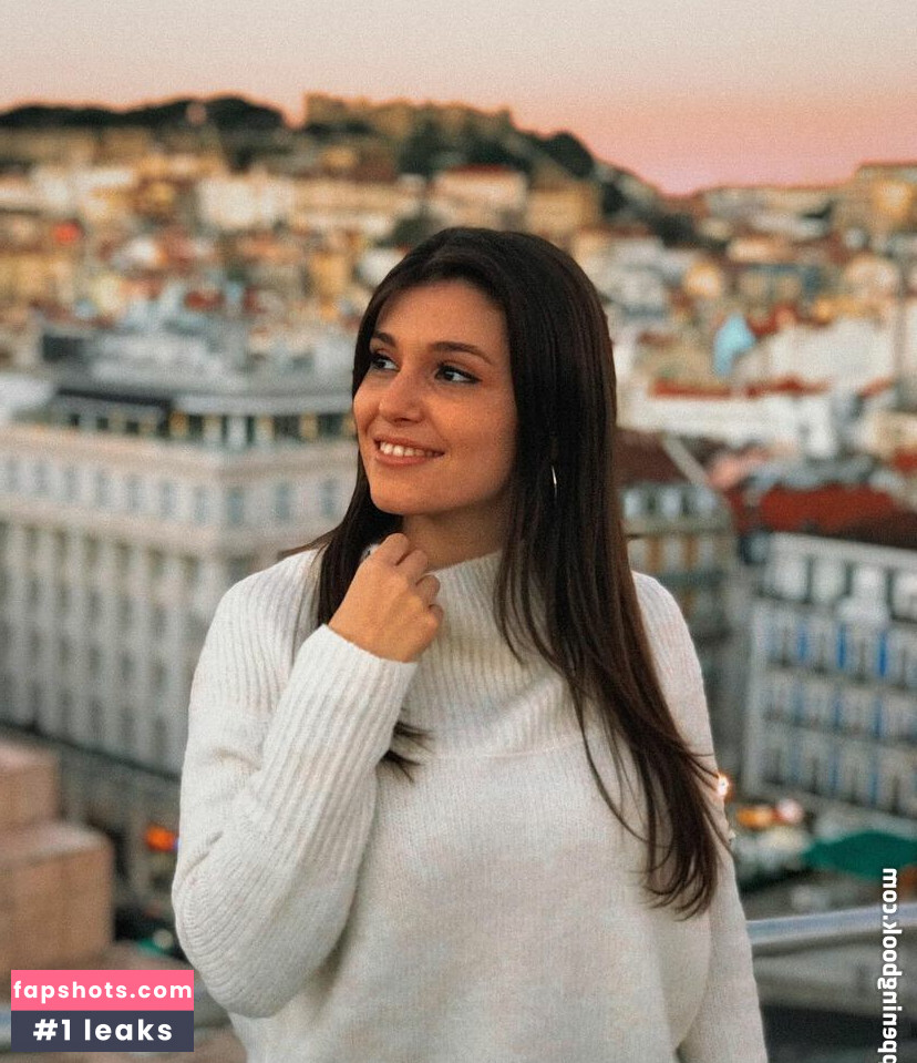 Carolina Neto gallery photo #5