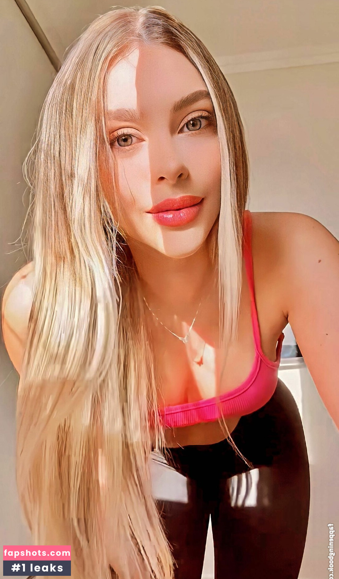 Carolina Paiva gallery photo #40