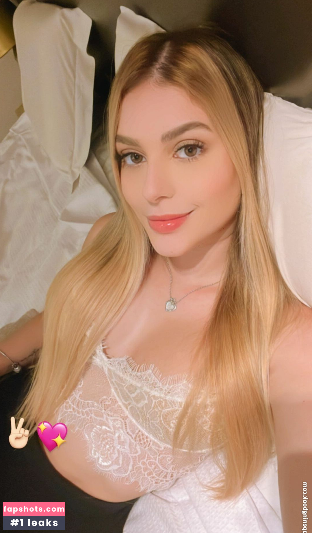 Carolina Paiva gallery photo #46