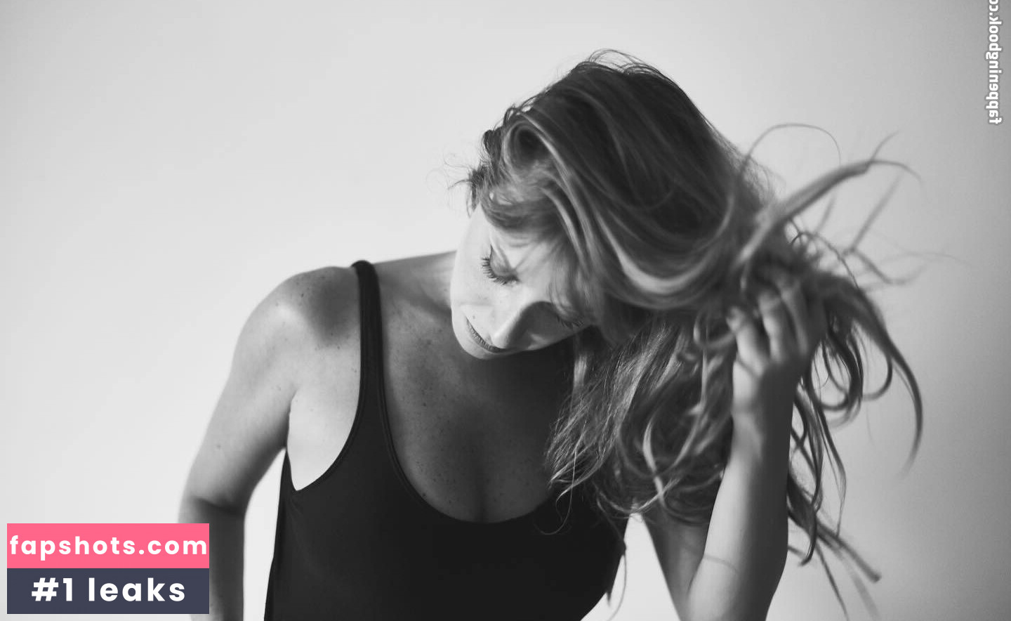 Caroline Abras Nahé úniky fotek pouze od fanoušků #7 - Fapshots