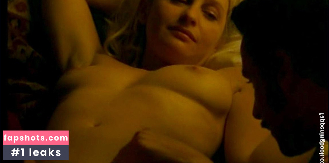 Caroline Baehr gallery photo #13