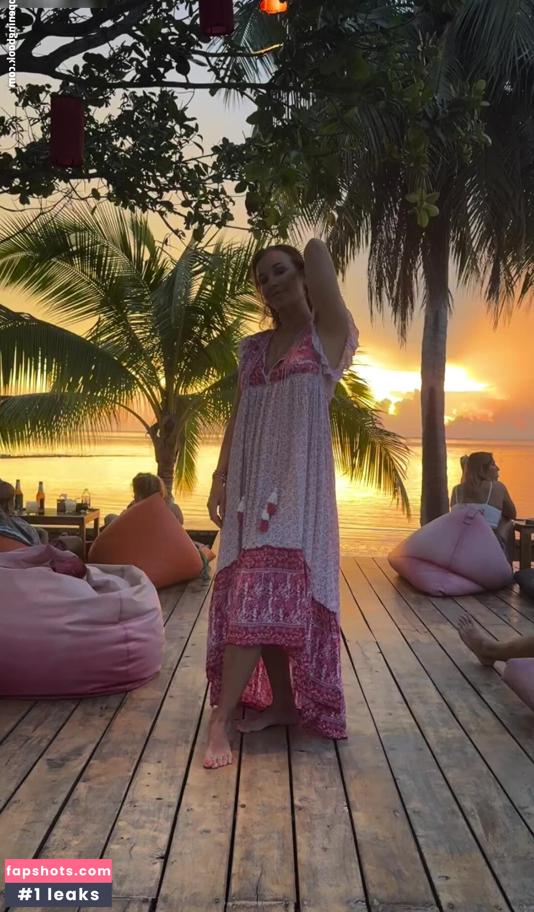 Caroline Beil gallery photo #28