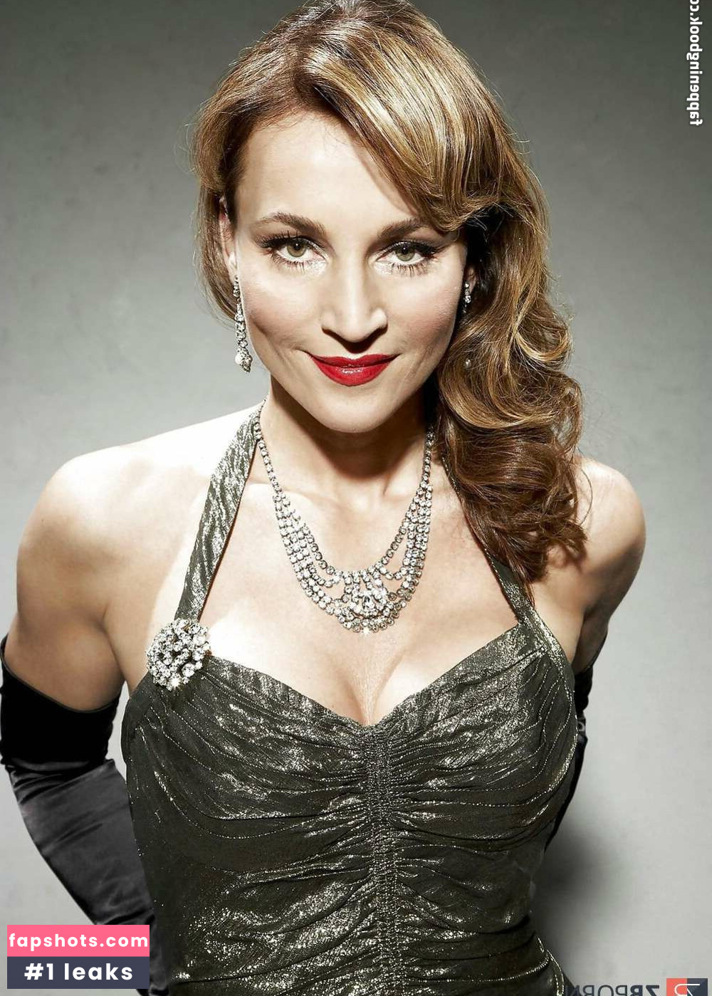 Caroline Beil gallery photo #10