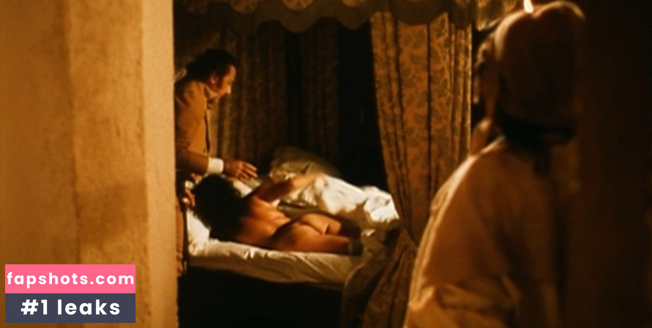 Caroline Berg Nude Leaks OnlyFans Photos #12 - LeakJerk