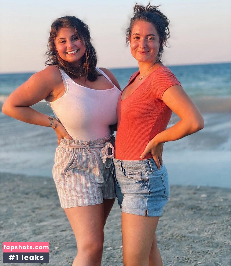 Caroline Casbon gallery photo #39