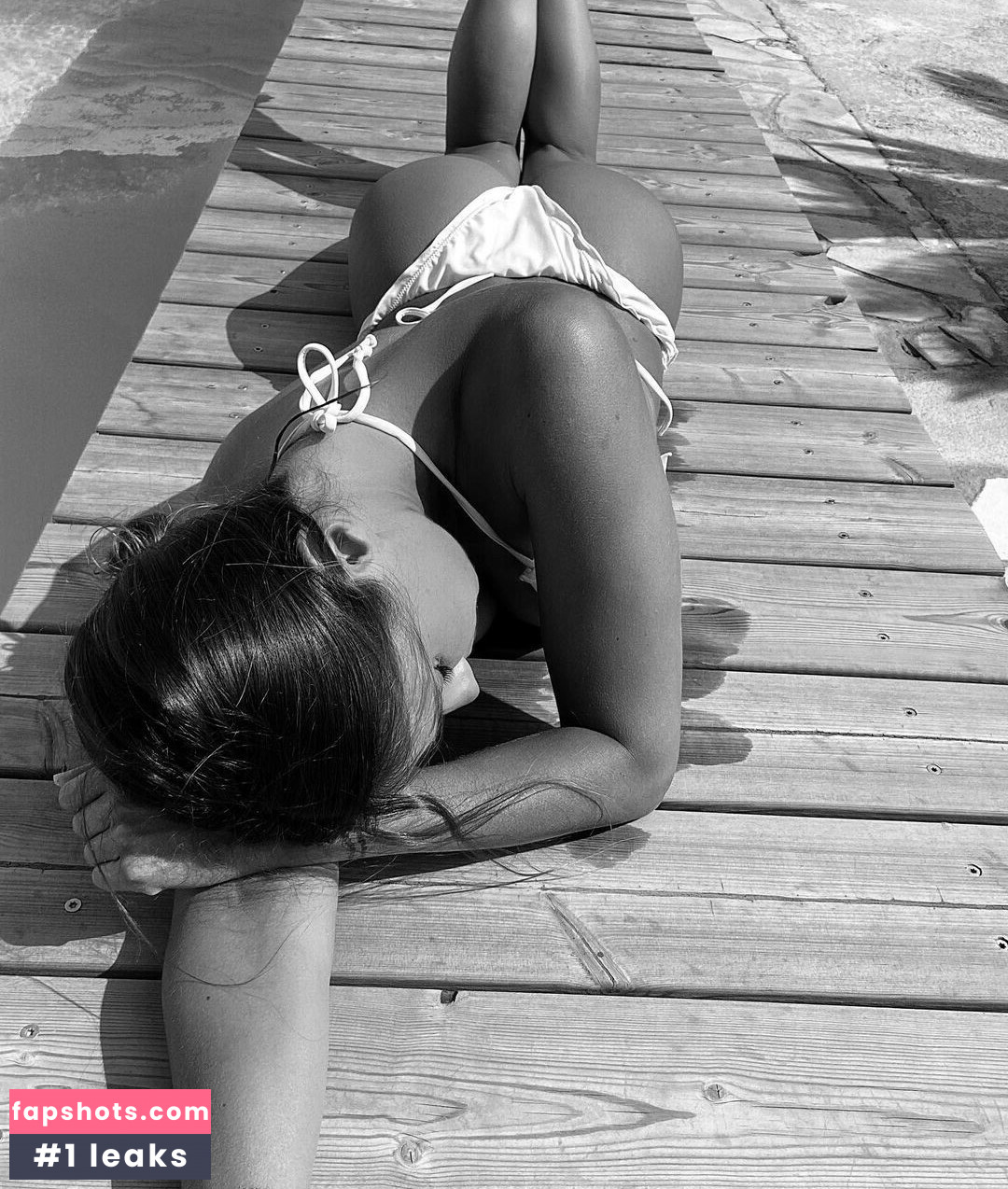 Caroline CLN Fit gallery photo #13