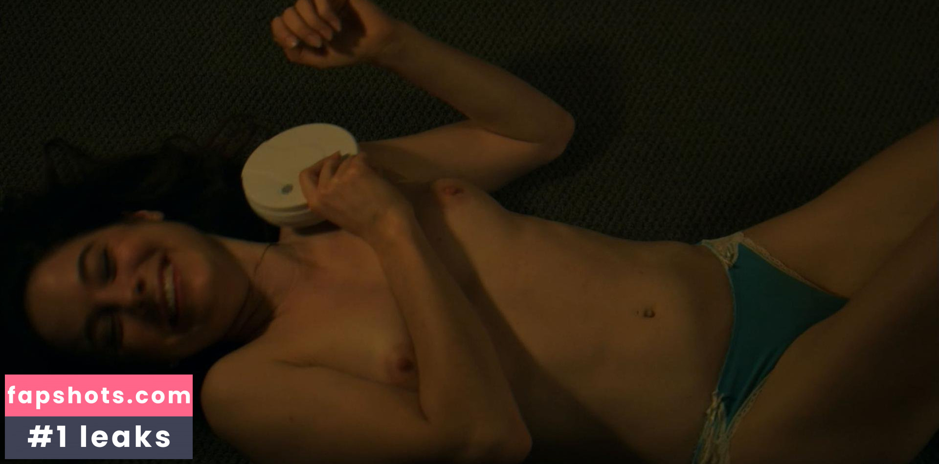 Caroline Dhavernas gallery photo #102