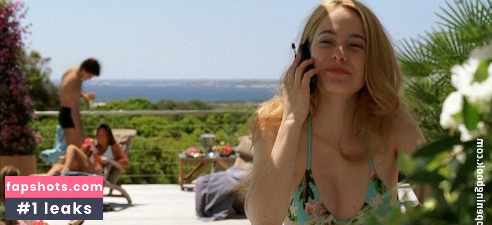 Caroline Dhavernas gallery photo #76