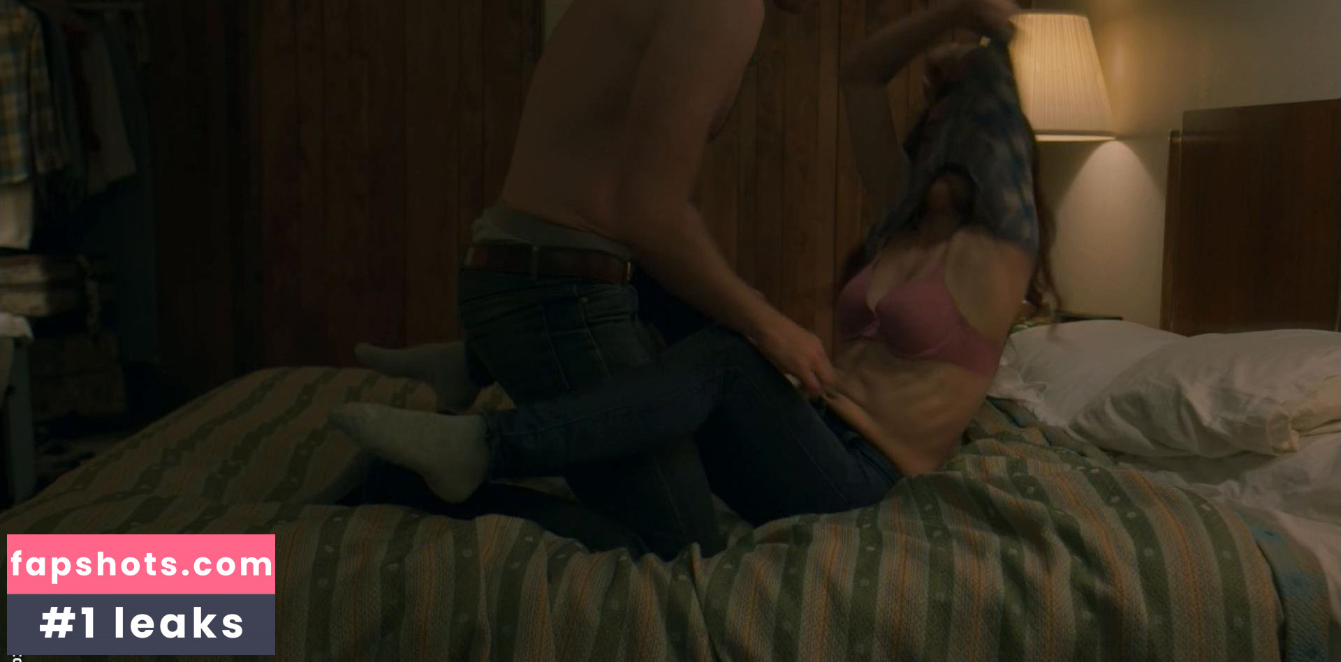 Caroline Dhavernas gallery photo #97