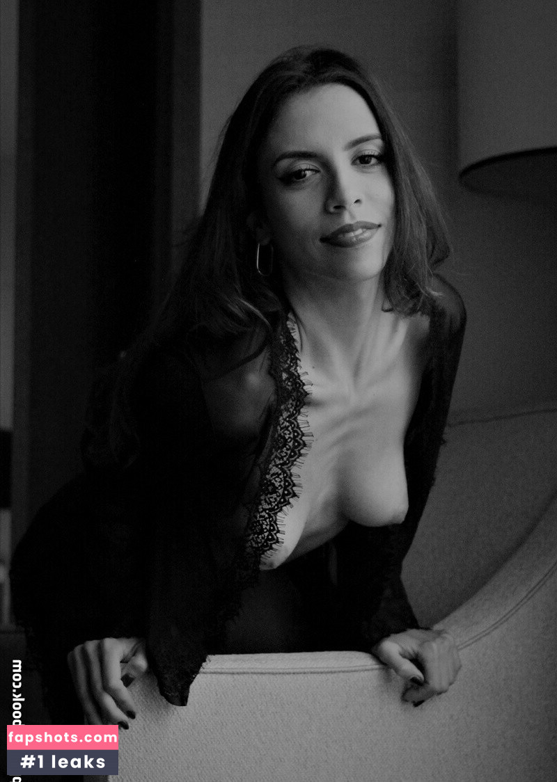 Caroline Lopes gallery photo #62