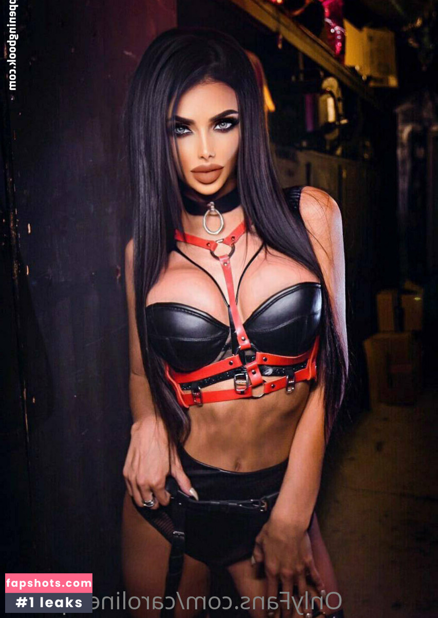 caroline_queen gallery photo #25