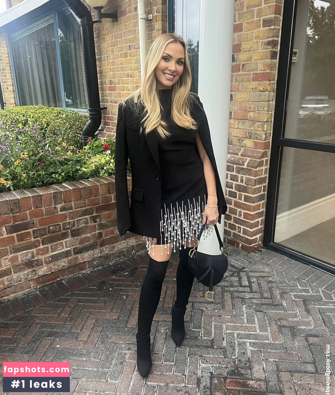 Caroline Thomas gallery photo #4