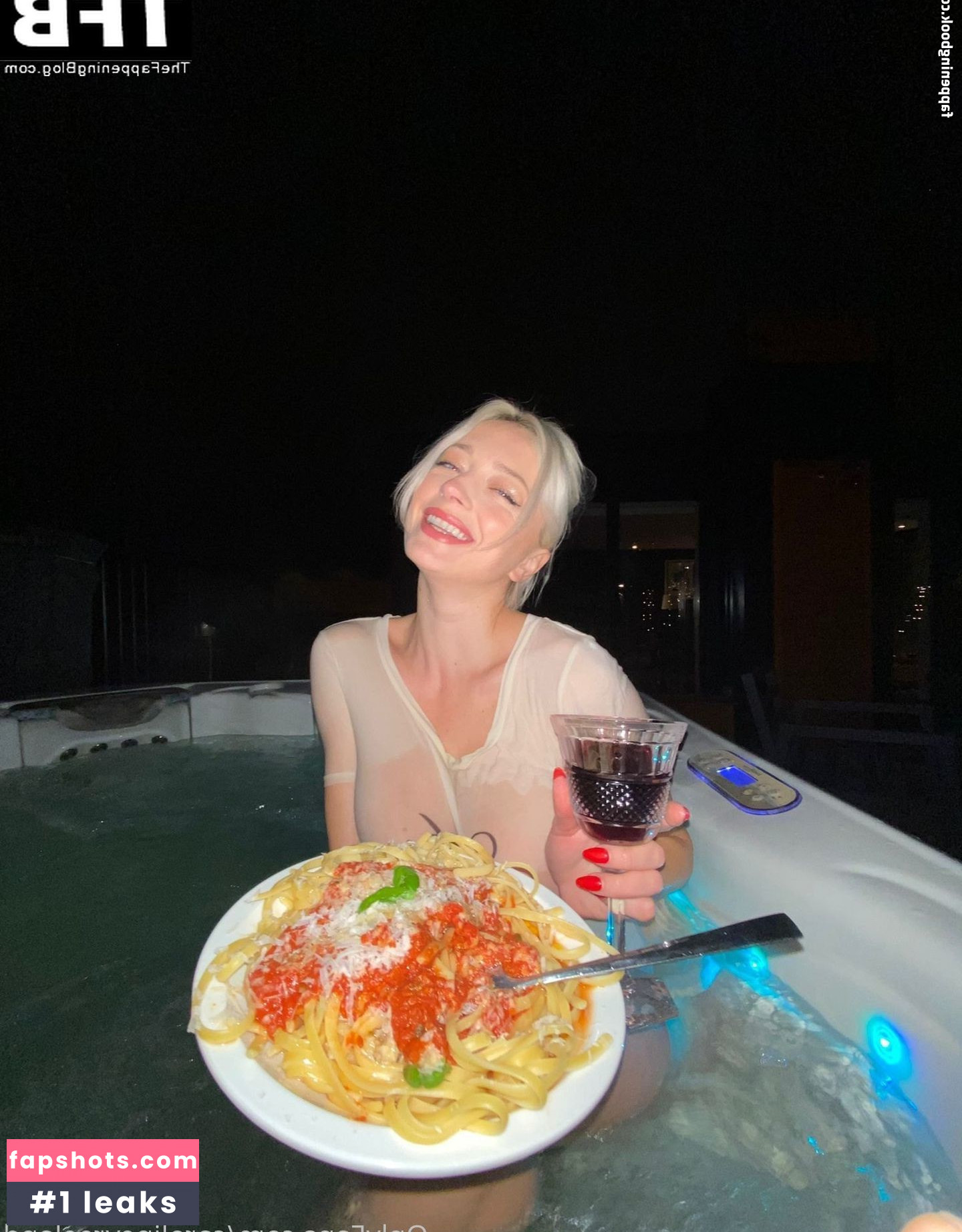 Caroline Vreeland gallery photo #1057