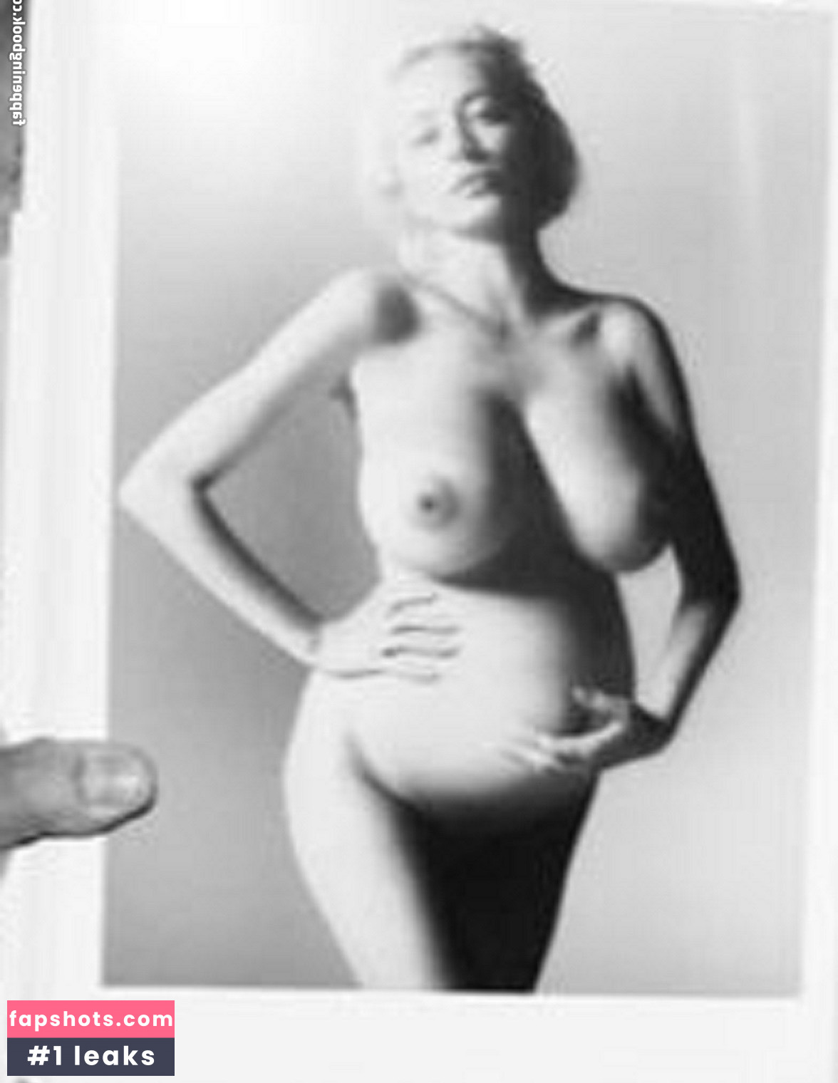 Caroline Vreeland gallery photo #1105