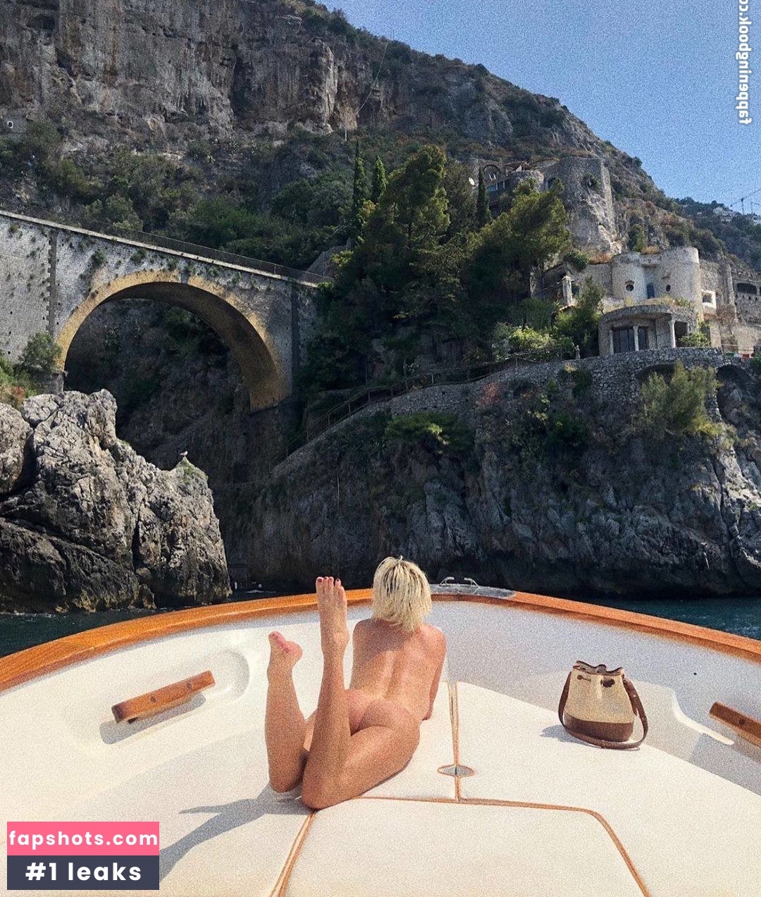 Caroline Vreeland gallery photo #1117