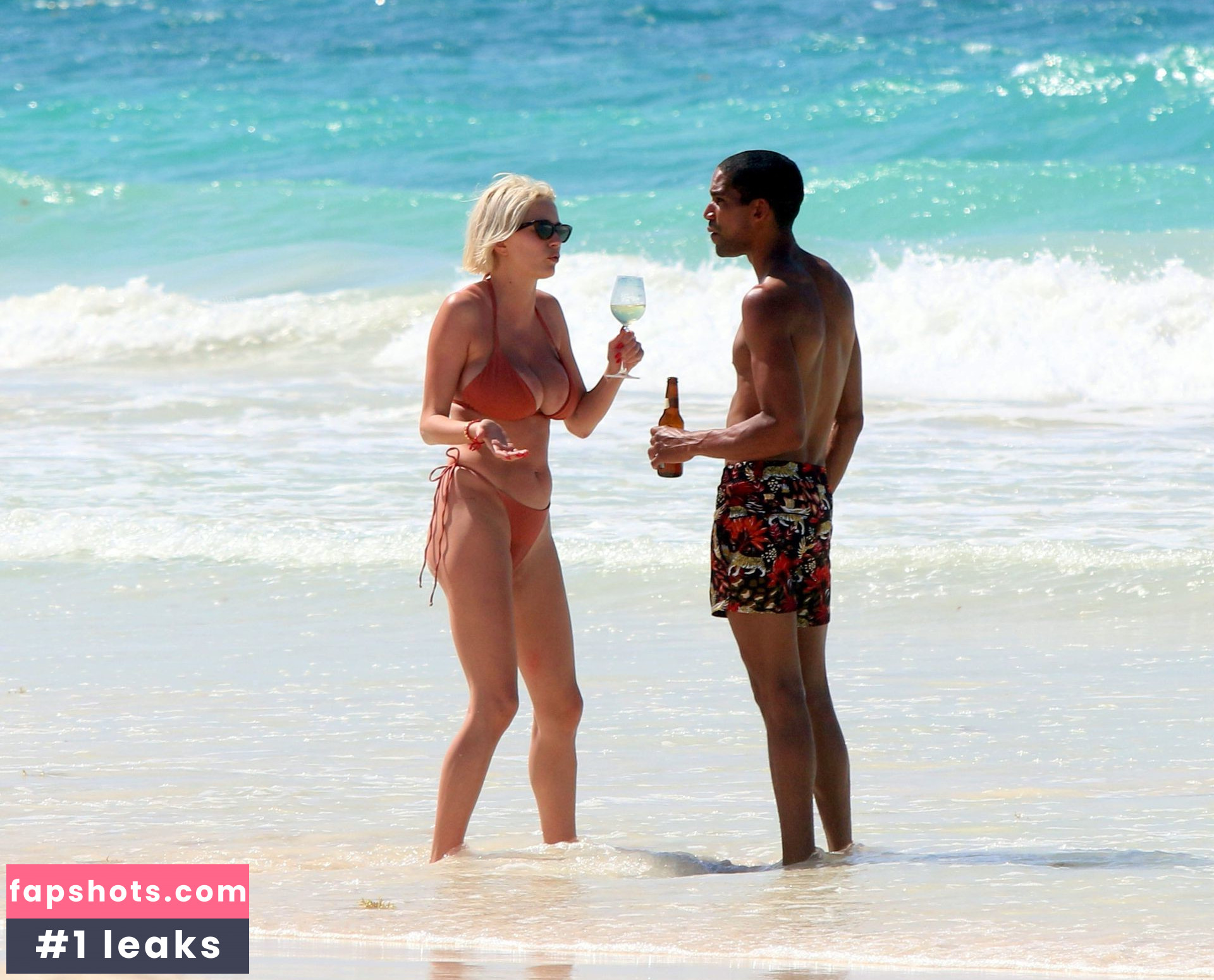 Caroline Vreeland gallery photo #1304