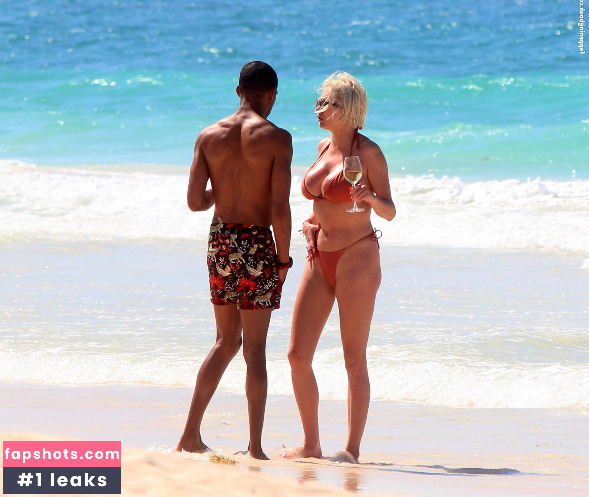 Caroline Vreeland gallery photo #1359