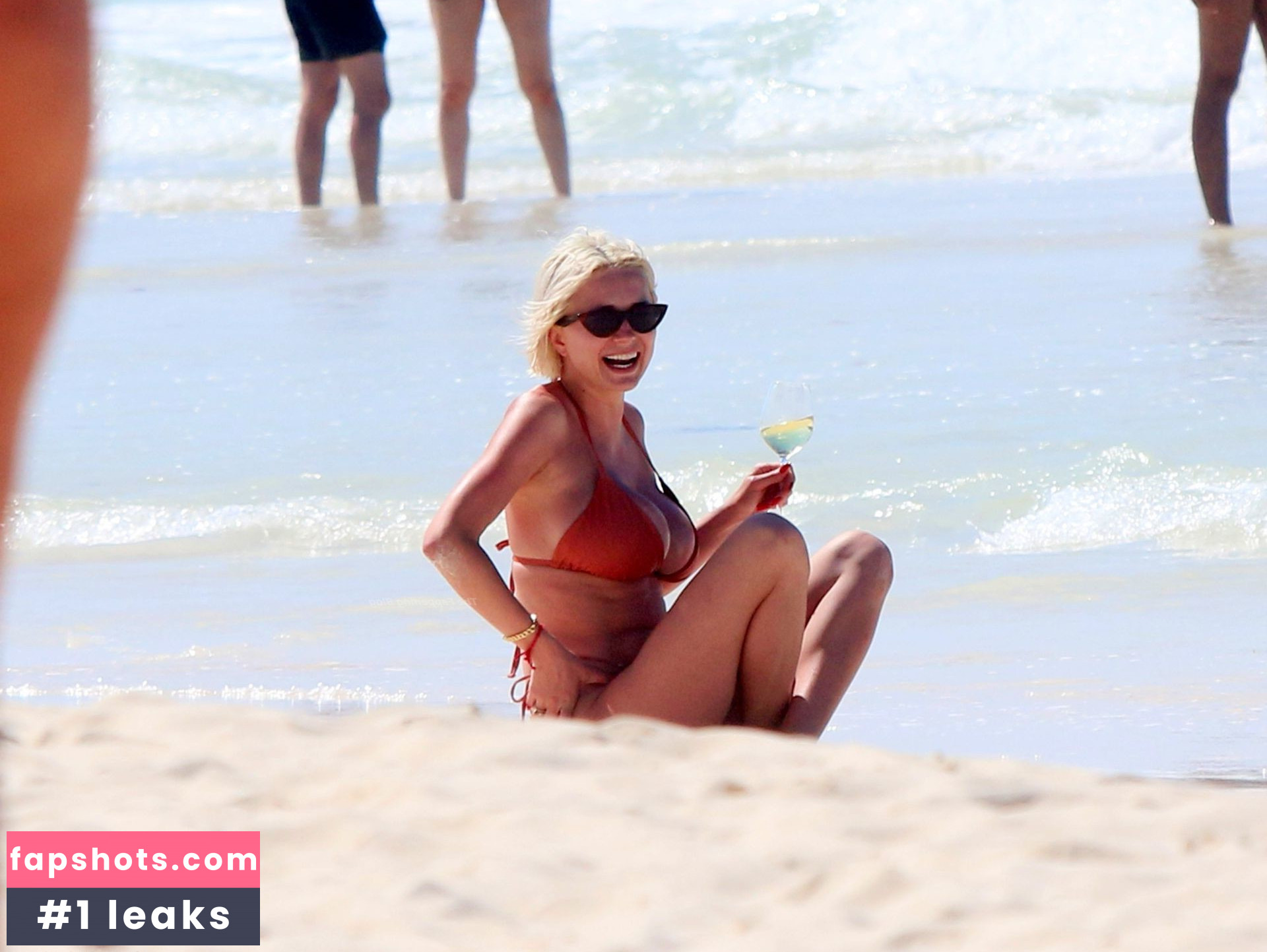 Caroline Vreeland gallery photo #1366