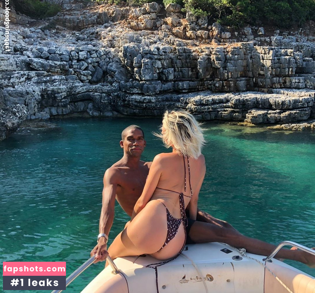 Caroline Vreeland gallery photo #1452