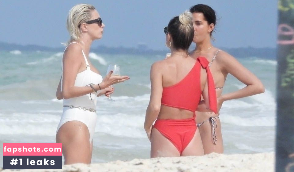 Caroline Vreeland gallery photo #1514