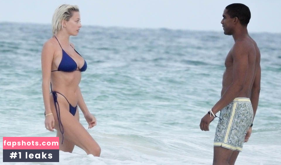 Caroline Vreeland gallery photo #1653