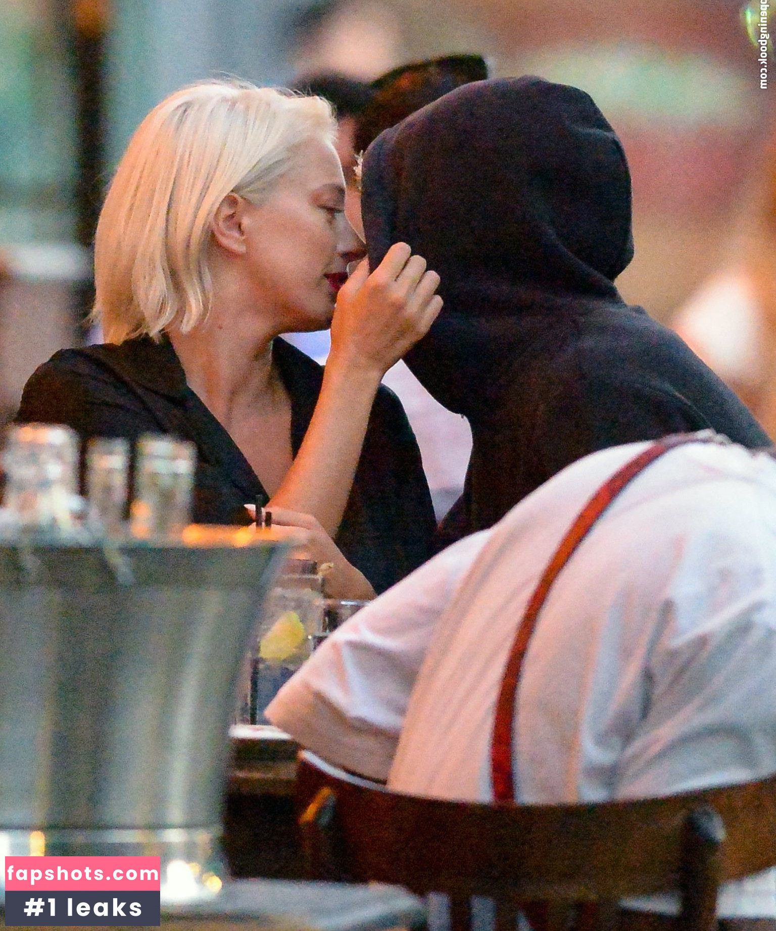 Caroline Vreeland gallery photo #1784