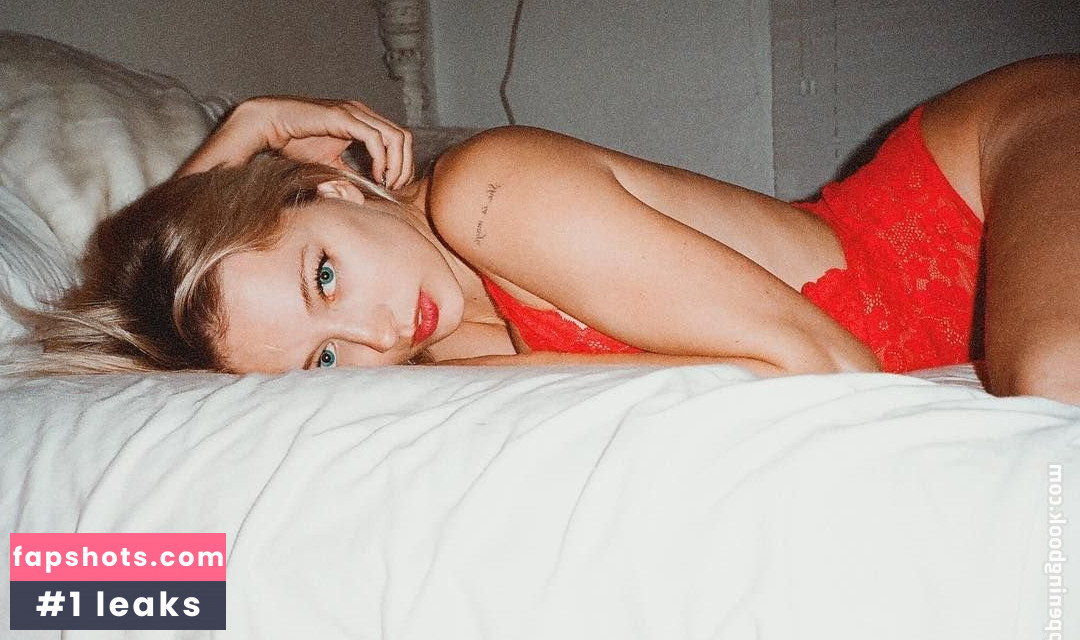 Caroline Vreeland Nude Leaks OnlyFans Photos #1926 - LeakJerk