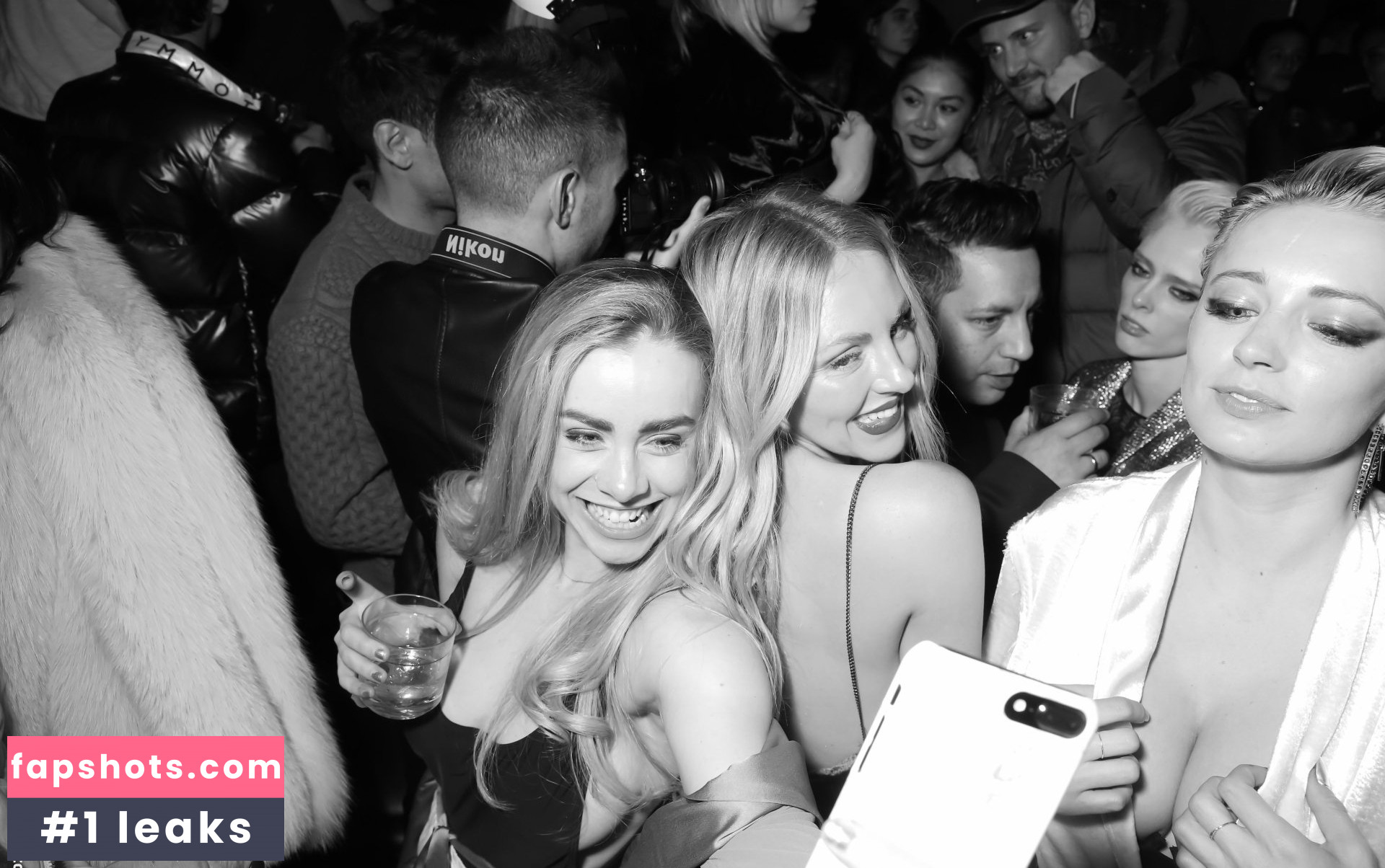 Caroline Vreeland Nude Leaks OnlyFans Photos #1960 - LeakJerk