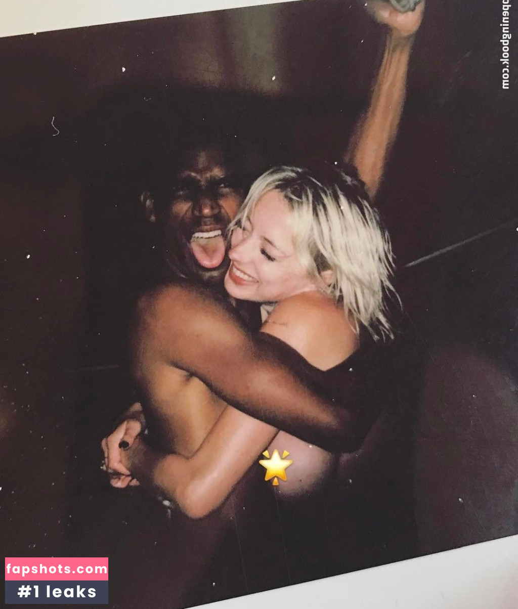 Caroline Vreeland Nude Leaks OnlyFans Photos #2089 - LeakJerk