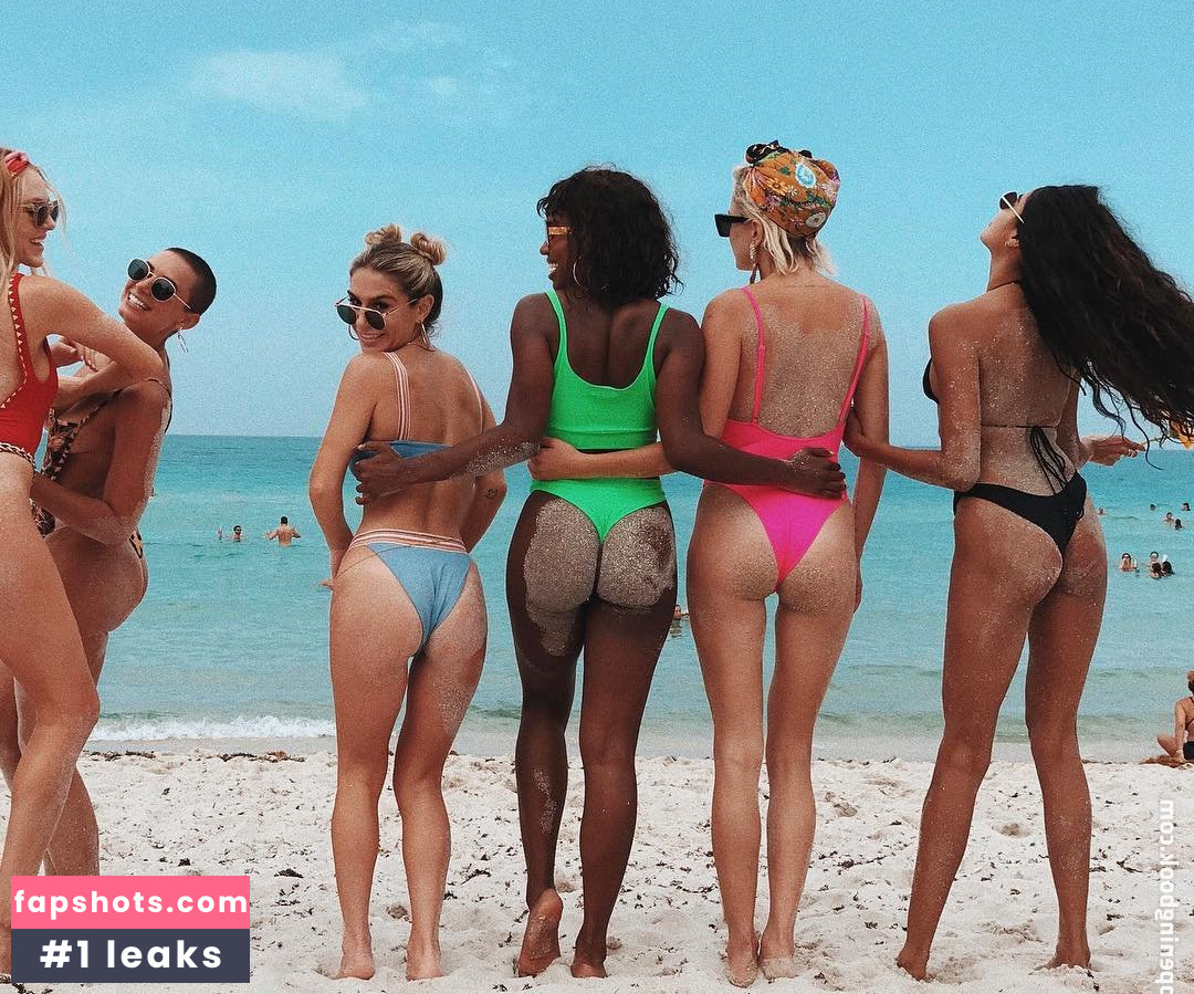 Caroline Vreeland Nude Leaks OnlyFans Photos #2159 - LeakJerk