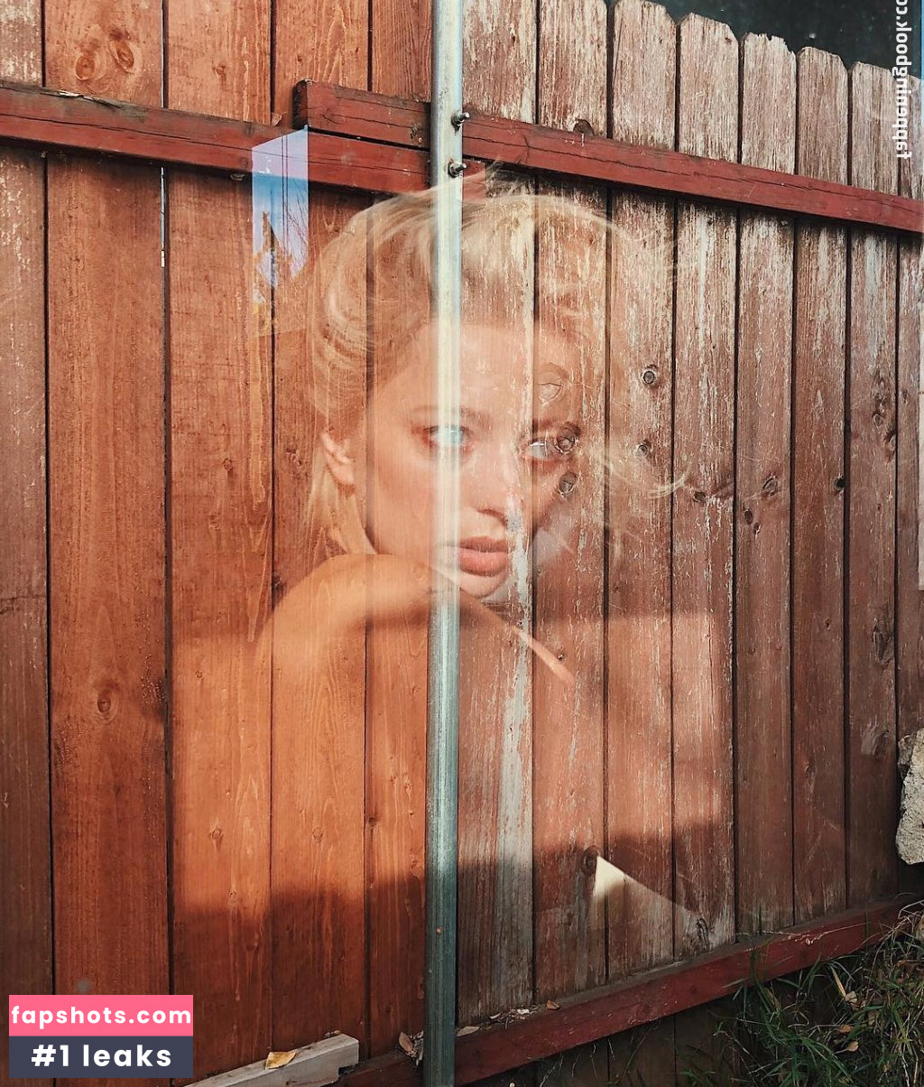 Caroline Vreeland Nude Leaks OnlyFans Photos #2267 - LeakJerk